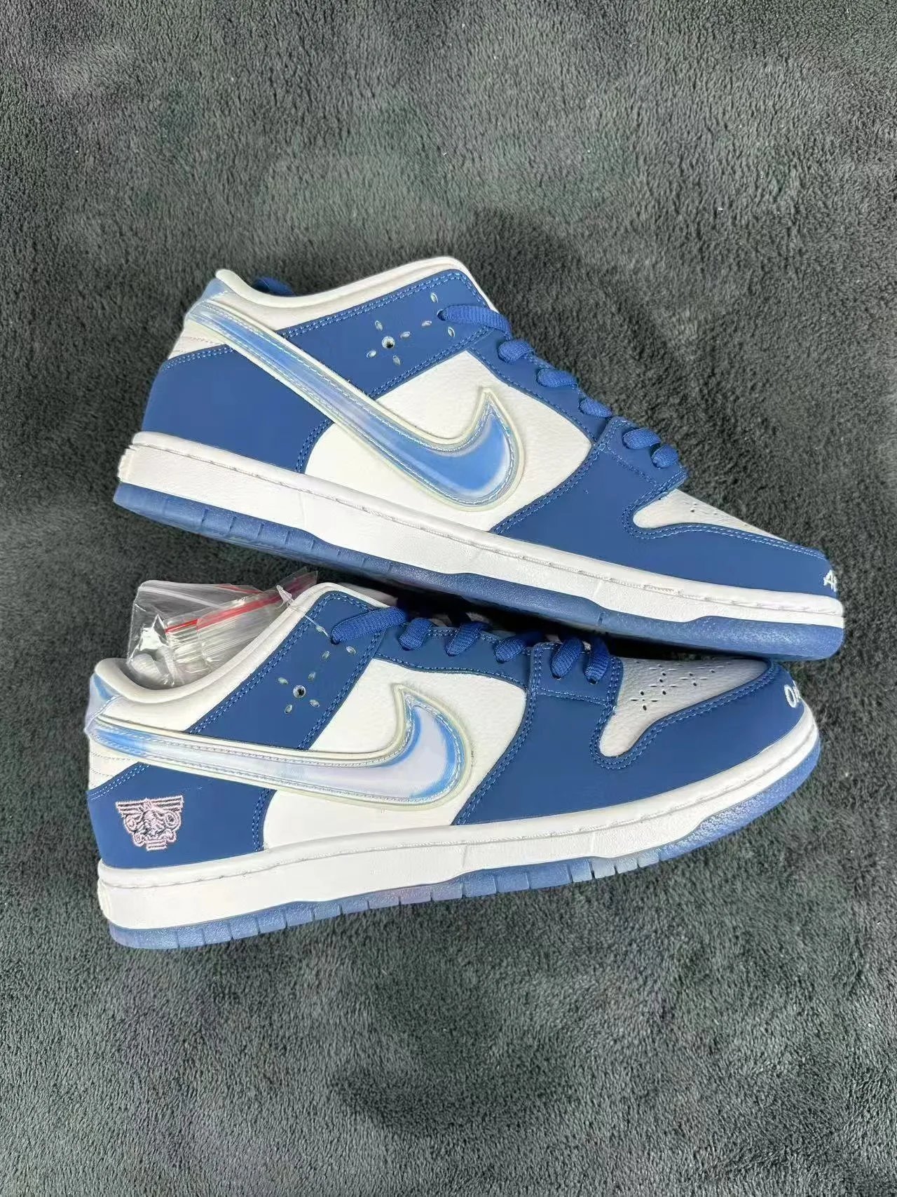 Nike Sneakers SB Dunk Low — BORN Raised