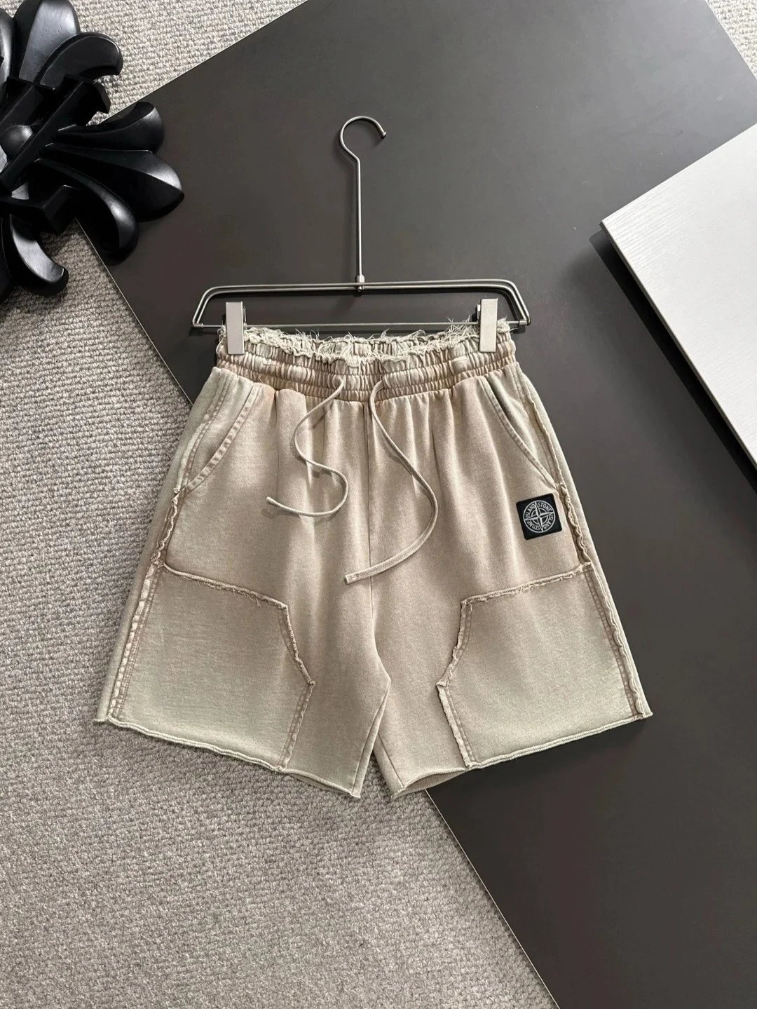 Burberry Shorts Elastic-Waist Drawstring — S*tone ls*land