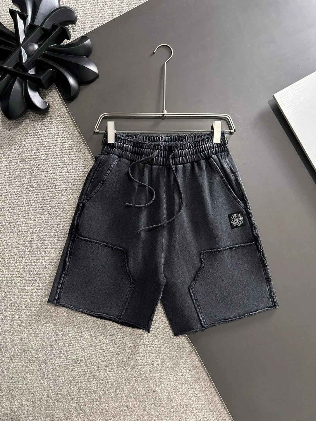 Burberry Shorts Elastic-Waist Drawstring — S*tone lsla*nd