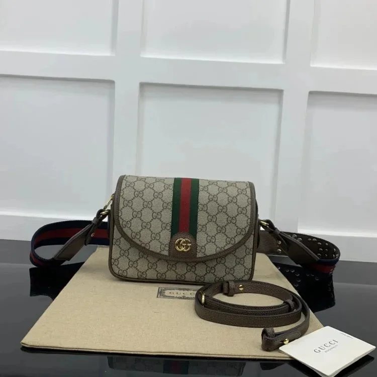 Gucci Multiple style codes: 598127, 517350, 499621, 757309 — 23-17 - 7