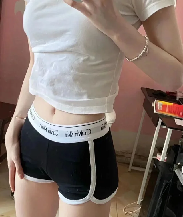 Calvin Klein Shorts Logo-waistband contrast-trim athletic product detail image 11