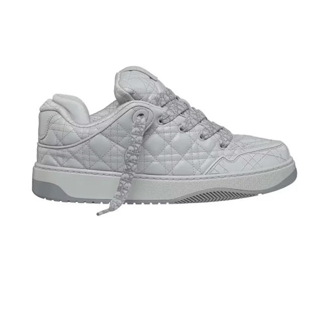 Dior Sneakers Quilted Cannage low-top product detail image 1