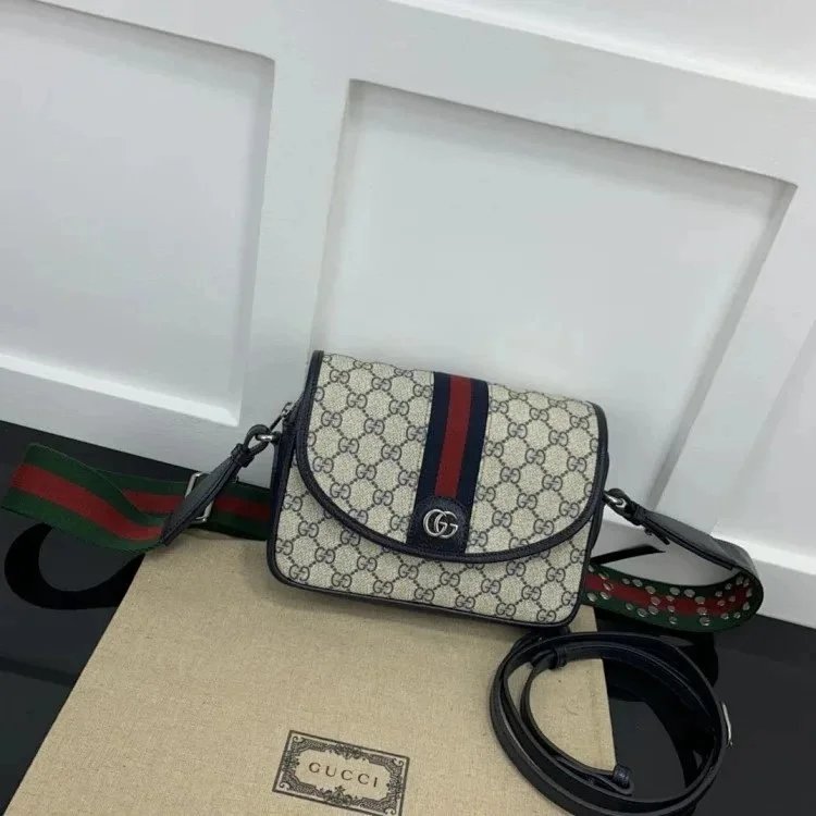 Gucci Multiple style codes: 598127, 517350, 499621, 757309 — 23 - 17-7