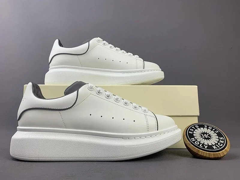 Unbranded Sneakers Low-top lace-up with oversized soles and perforated side panels image 6