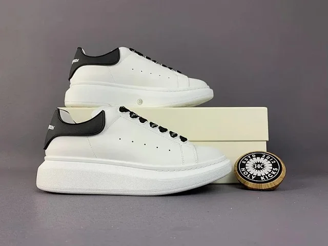 Unbranded Sneakers Low-top lace-up with oversized soles and perforated side panels product detail image 6