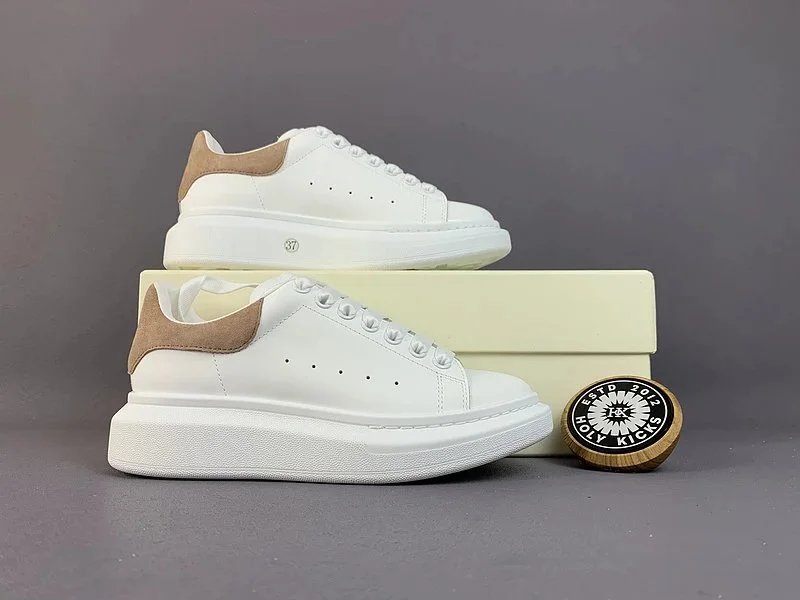Unbranded Sneakers Low-top lace-up with oversized soles and perforated side panels — 12