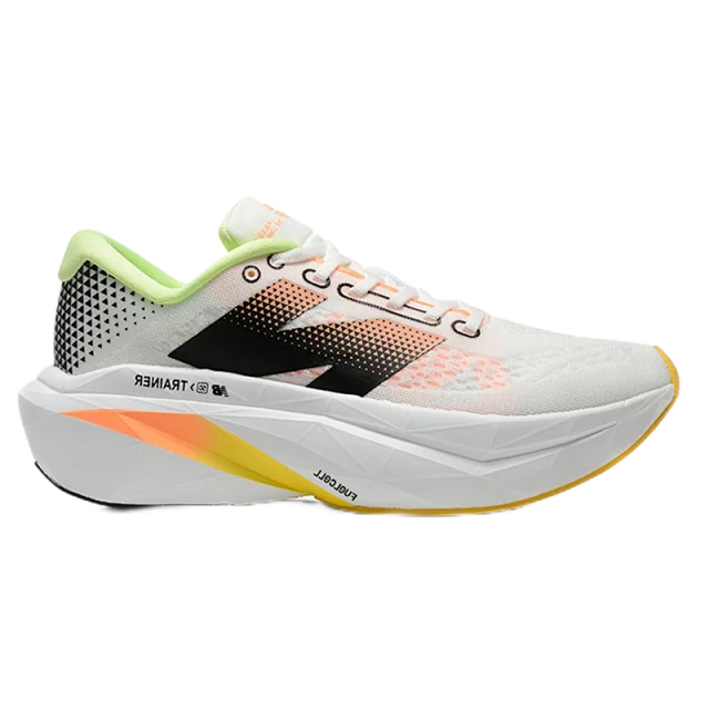 New Balance Sneakers FuelCell V3 product detail image 2