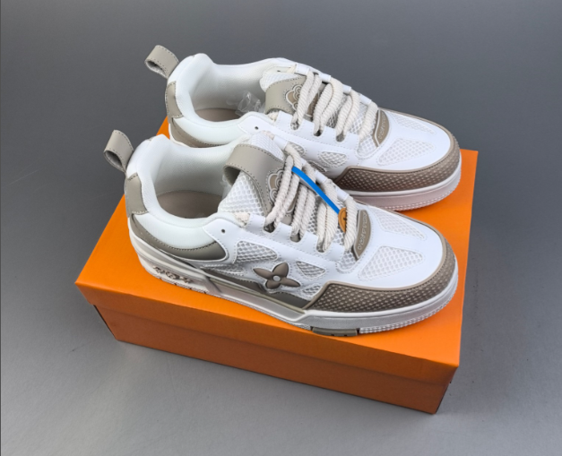 Louis Vuitton Sneakers LV Trainer — 11