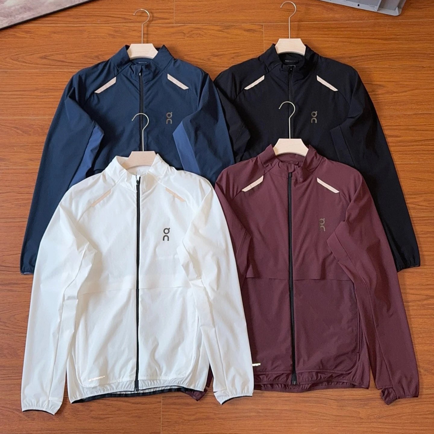 On Jackets Lightweight zip-front running jacket with reflective shoulder trim image 1