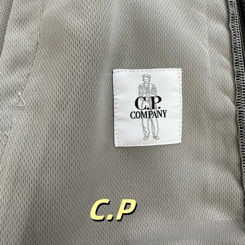 C.P. Company Badge Hooded Soft Shell Jacket photo 7