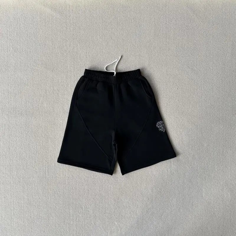 076 Shorts/All Black