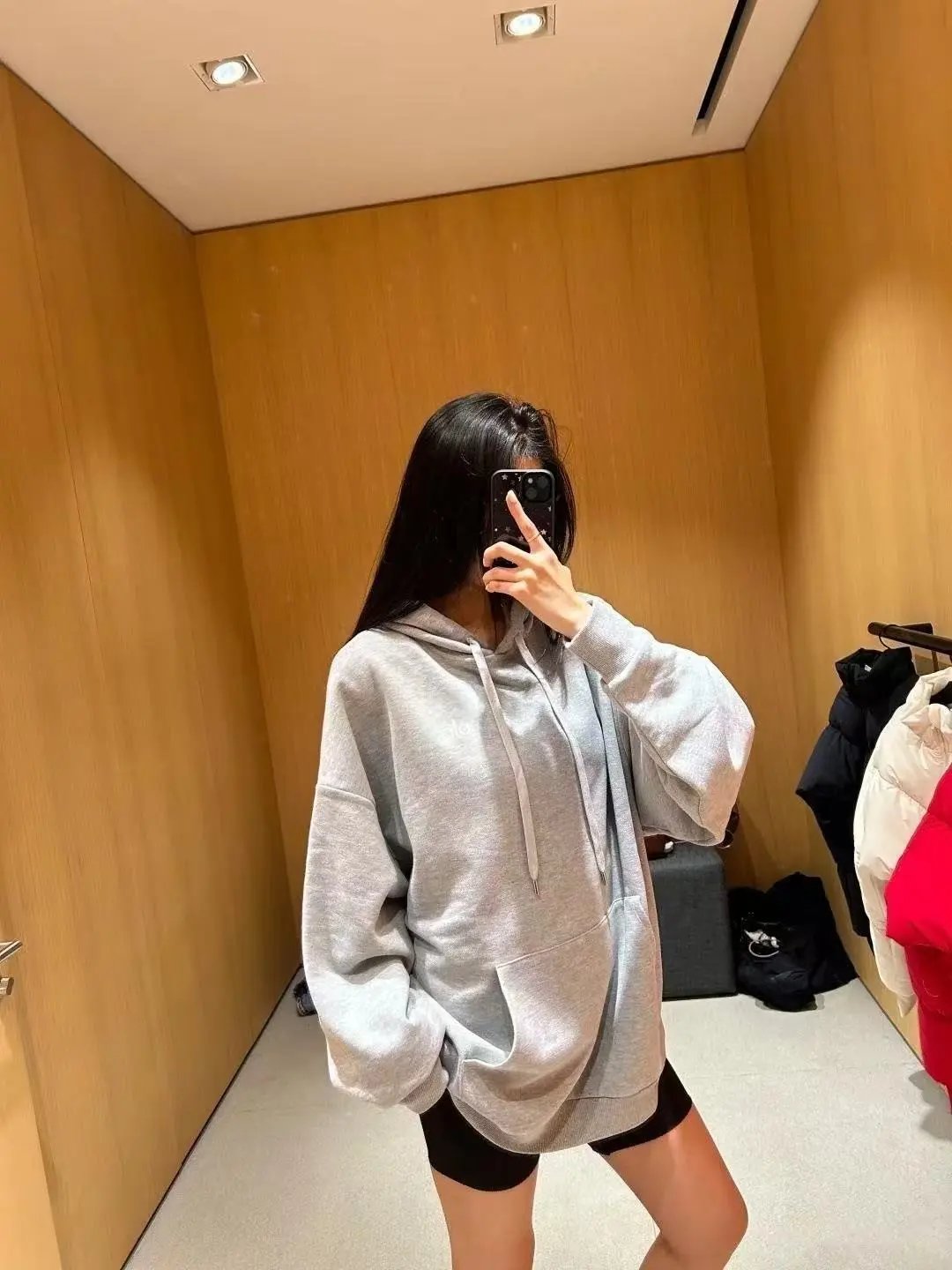 Alo Tracksuits Hooded sweatshirt and straight-leg sweatpants set — Light gray hoodie
