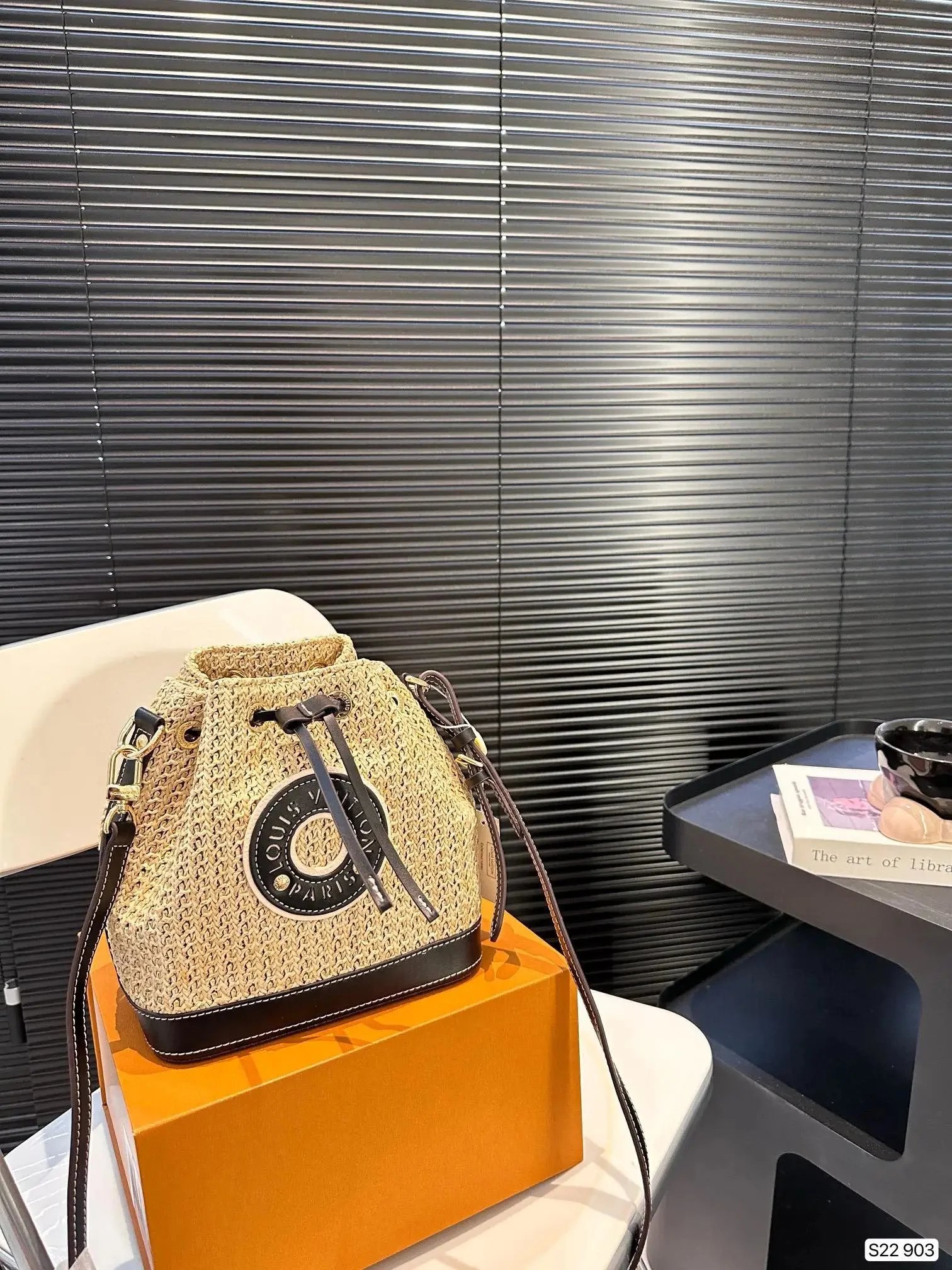 Product view 21