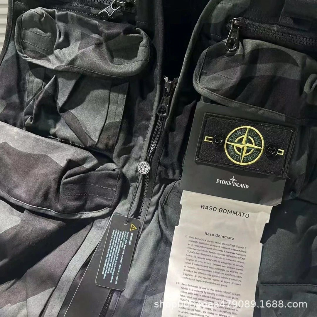 Outdoor Utility Vest photo 5