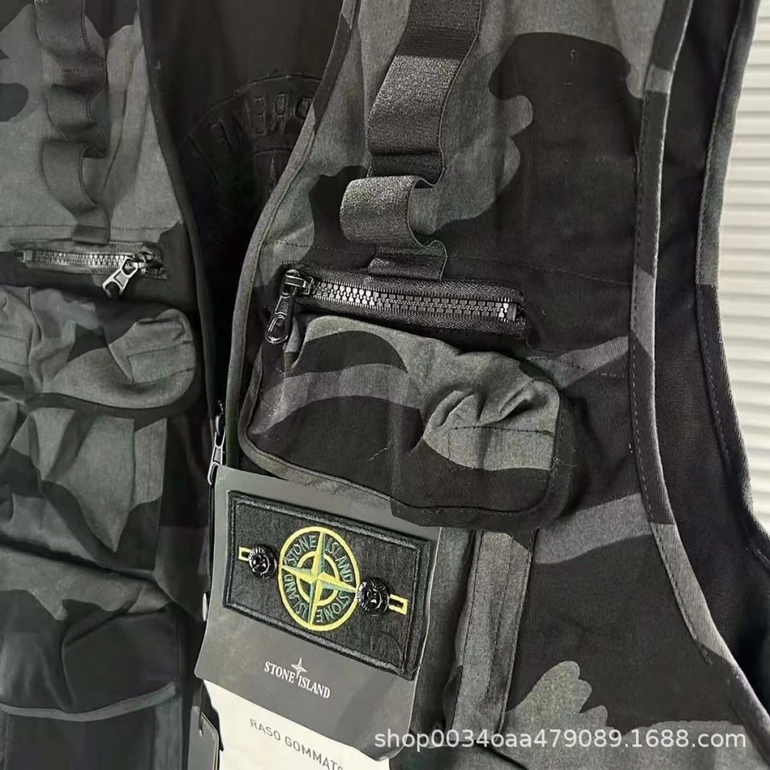 Outdoor Utility Vest photo 7