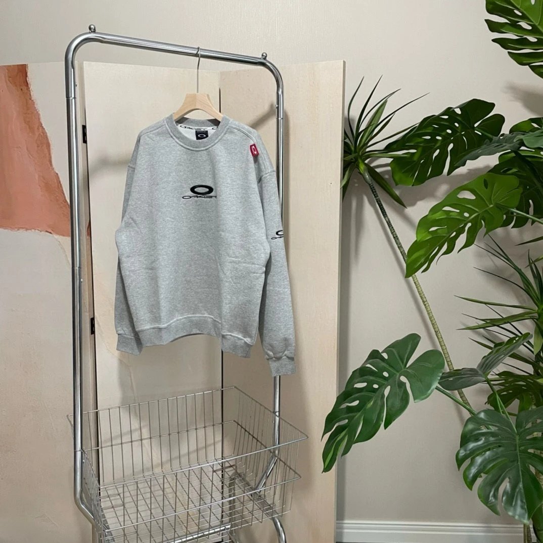 Oakley Logo Crewneck Sweatshirt Gray - 16
