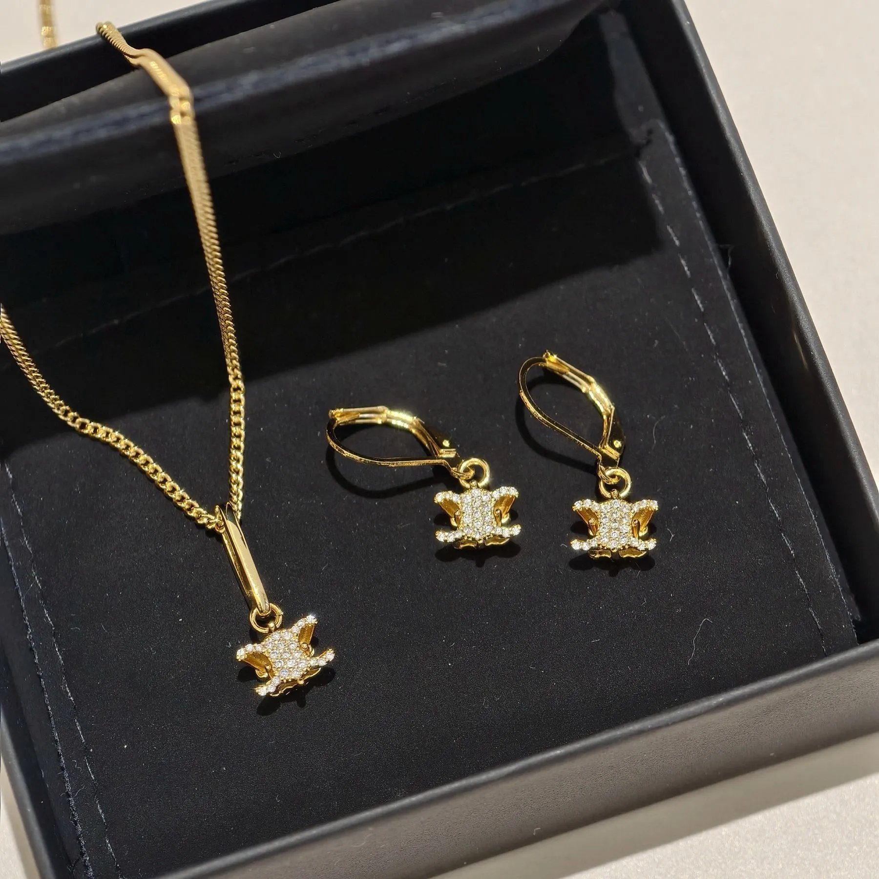 CL full diamond necklace/earrings