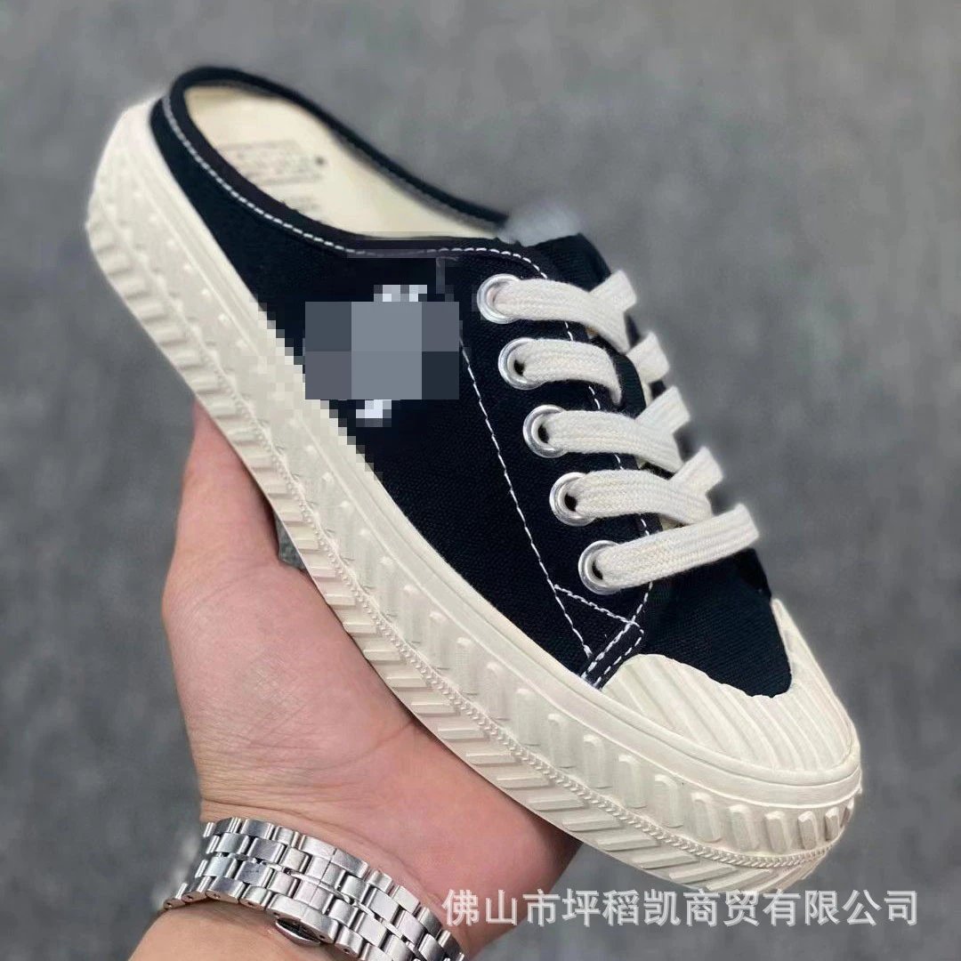 Canvas Half-Slip Embroidered Shoe