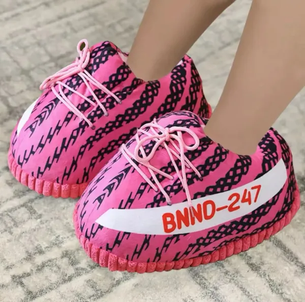 BNND-247 Yeezy-Inspired Chunky Slippers Pink - 1