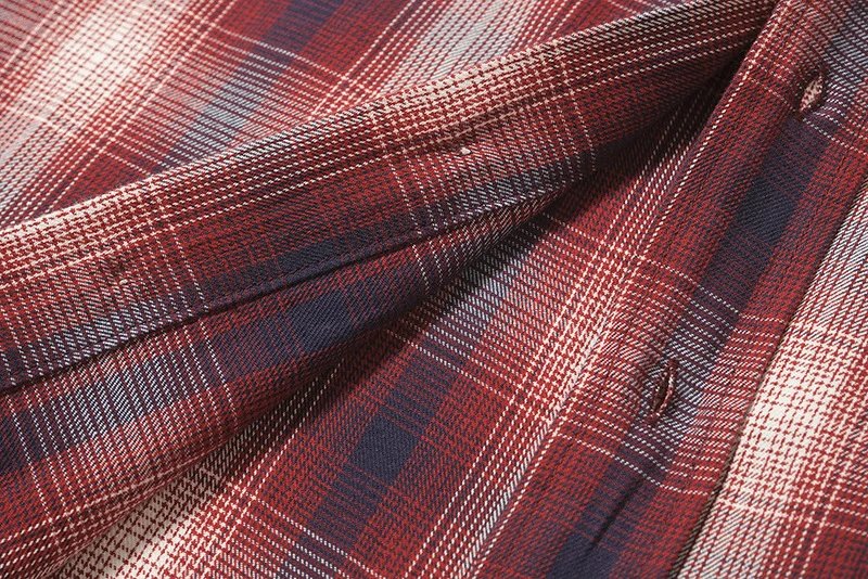 Design Oversized Short-Sleeve Plaid Shirt in Red and Navy - 9