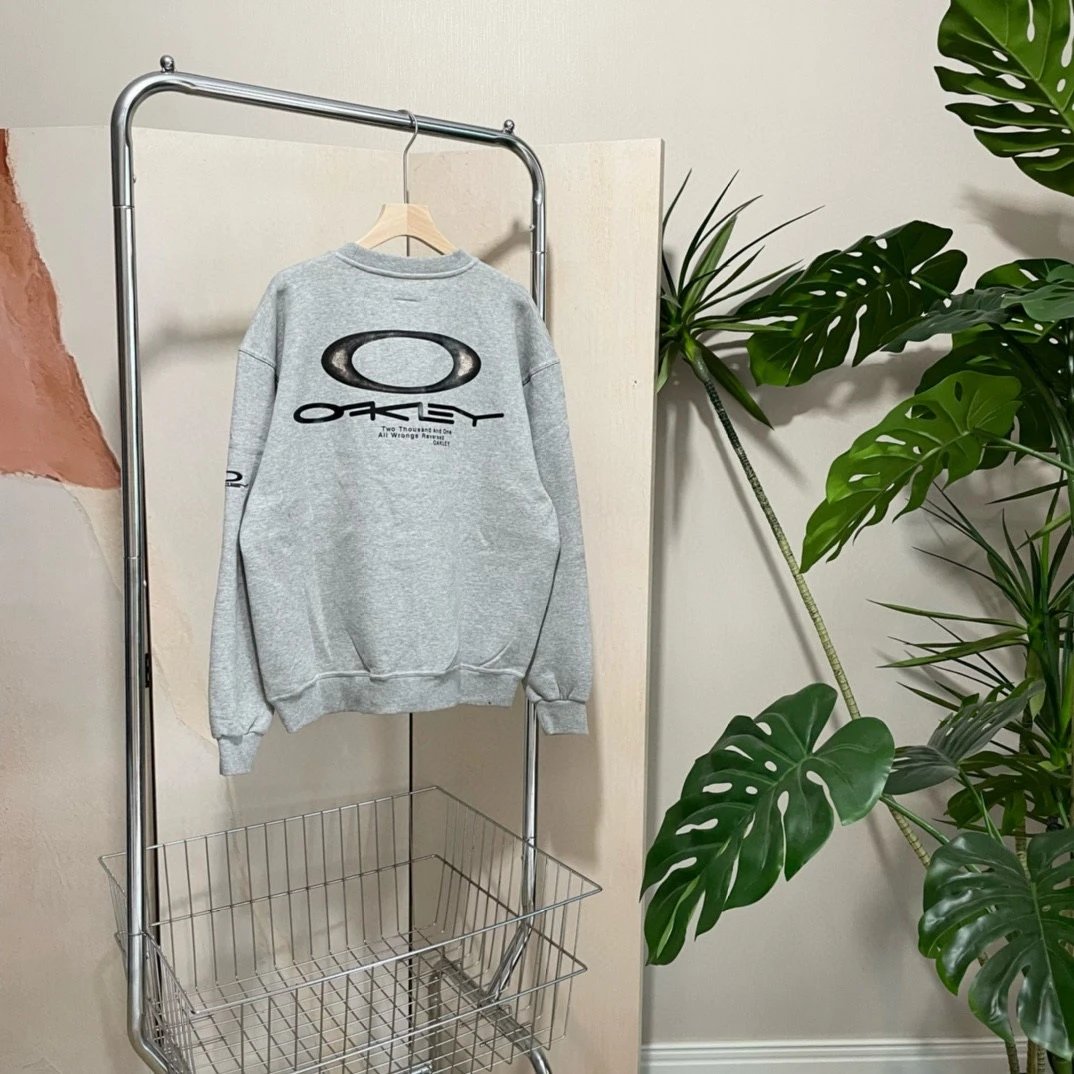 Oakley Logo Crewneck Sweatshirt Gray - 18