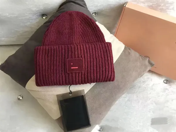 Comme des Garçons Play Beanie Burgundy Knit Hat - 1