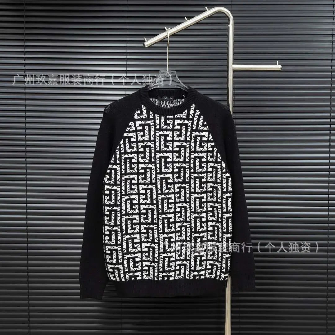 Intarsia Jacquard Knit Sweater photo 6