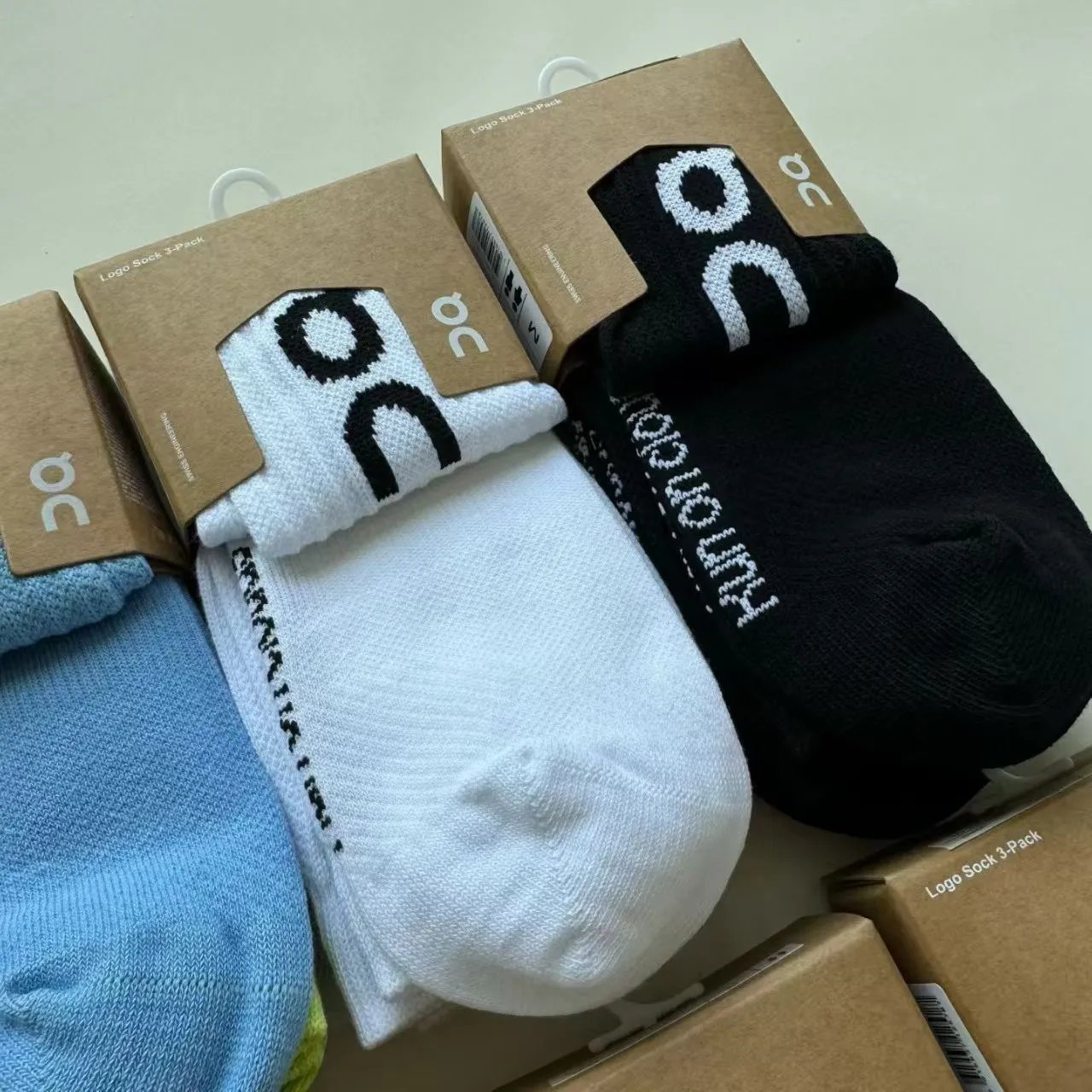 On Running Logo Socks Blue White Lime Socks - 16