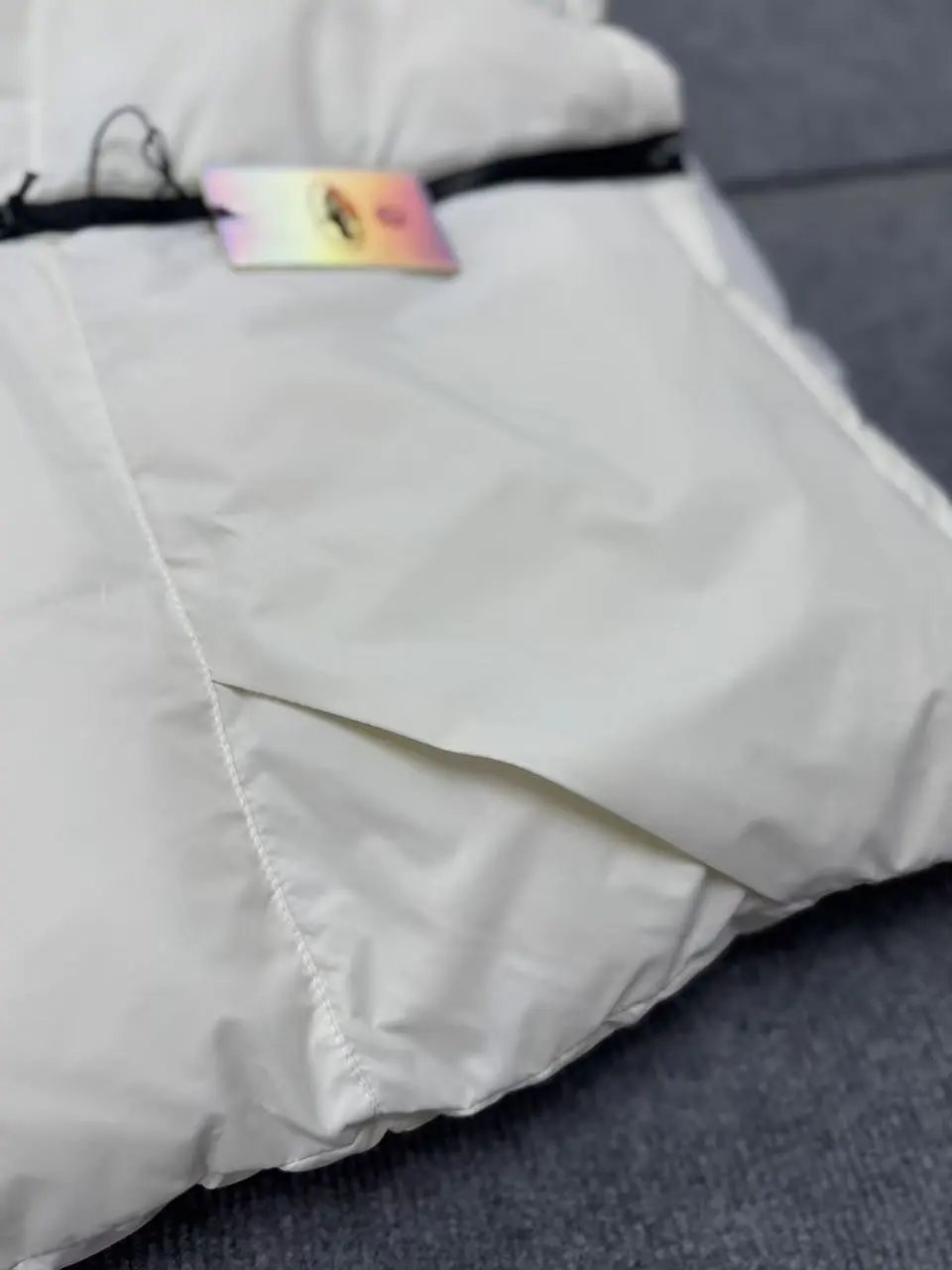 AMI Paris Oversized Puffer Jacket Off-White with Black Hood and Sleeve Panel Down Jacket - 14