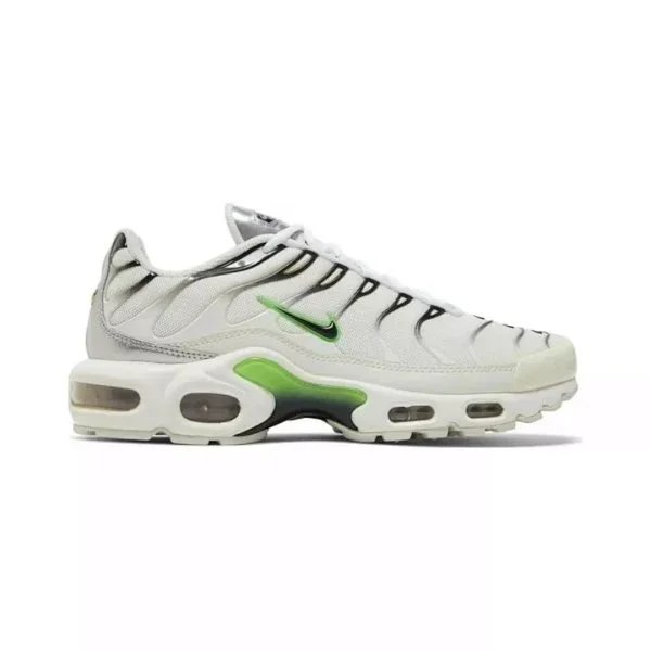 Nike TN All Black Shoes — WhiteGreenStrike colorway — USFans Spreadsheet photo