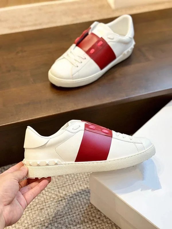 Date Red 28