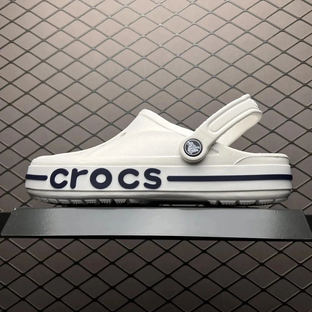 4-Crocodile Pool Baya White