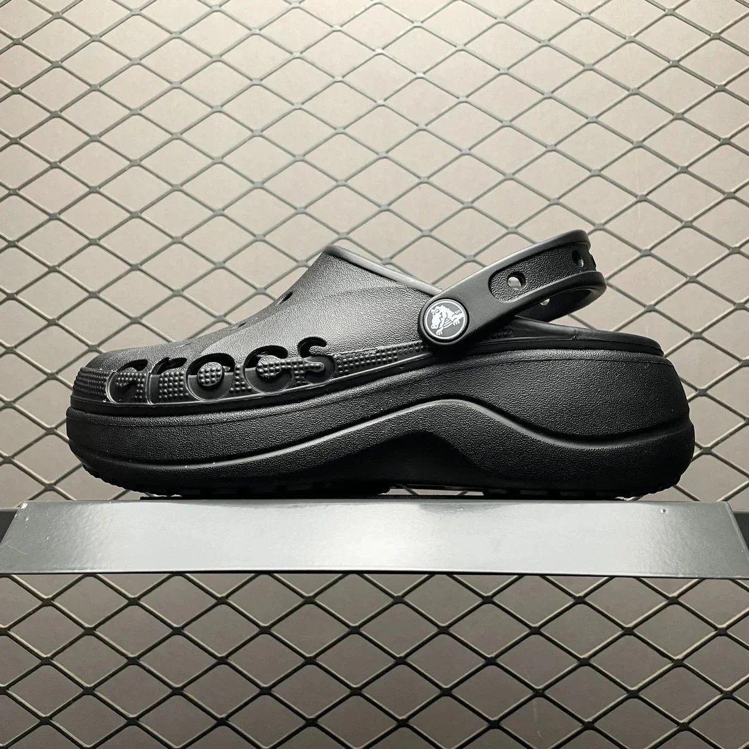 8-Crocodile Pool Cloud All Black