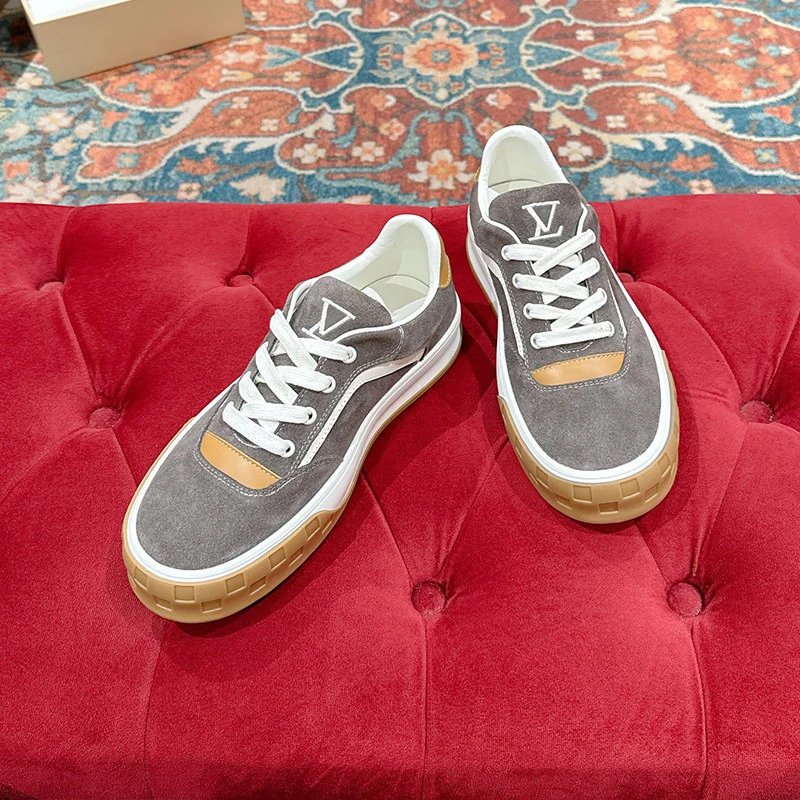 Louis Vuitton Sneakers Low-top lace-up suede with LV monogram details and gum sole image 3