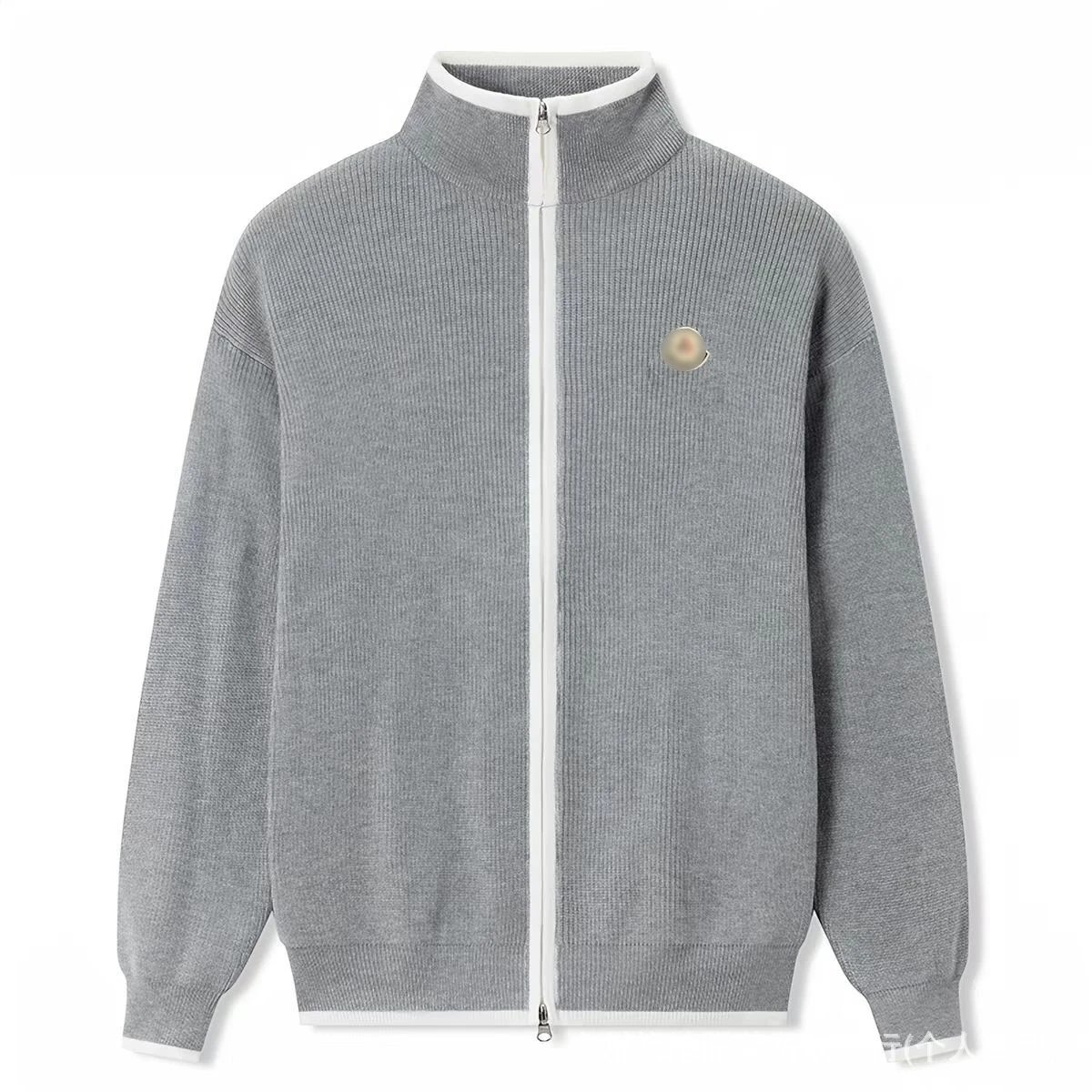 New Knitted Shirt in Grey