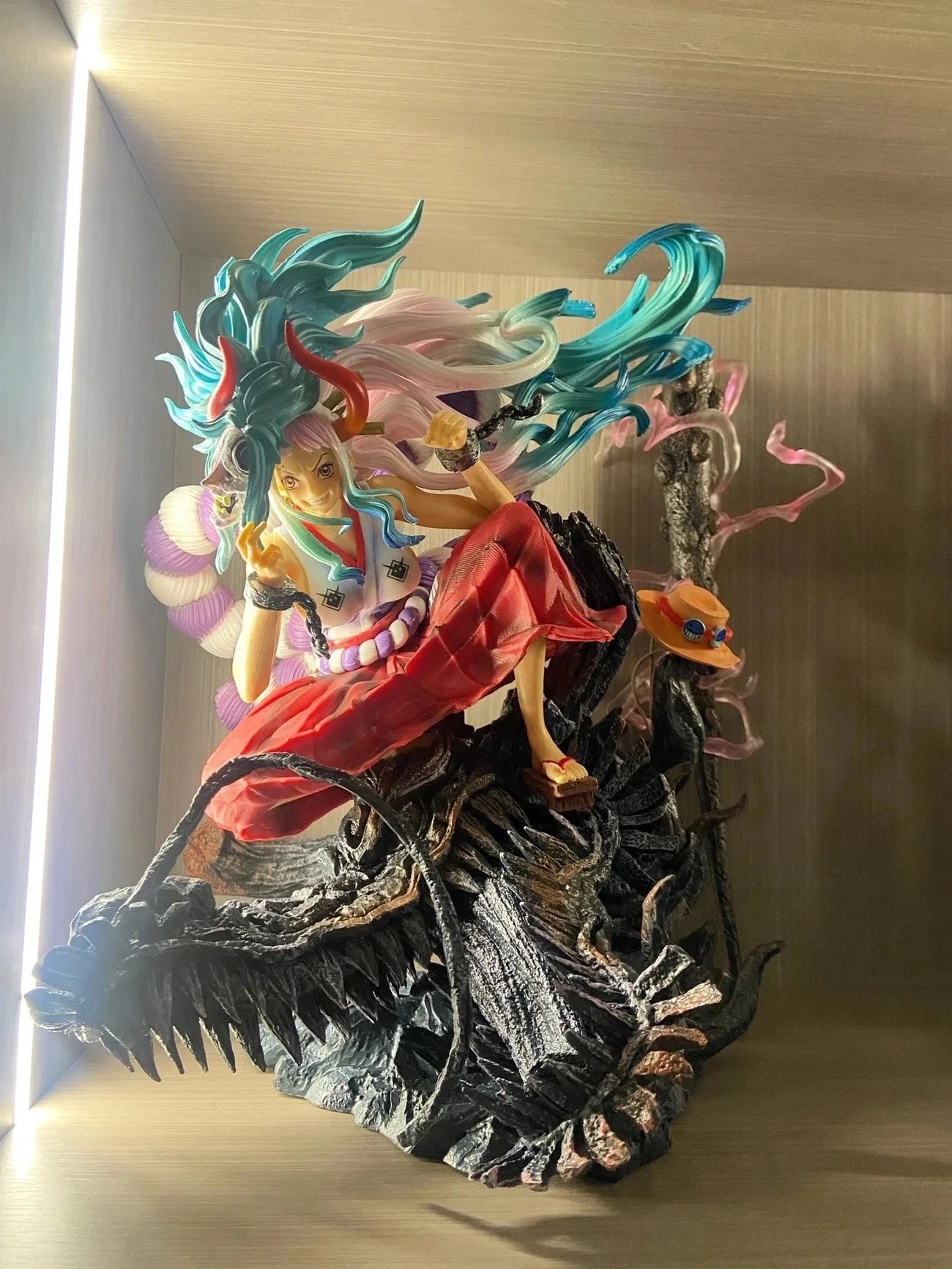 One Piece  YAMATO 36CM