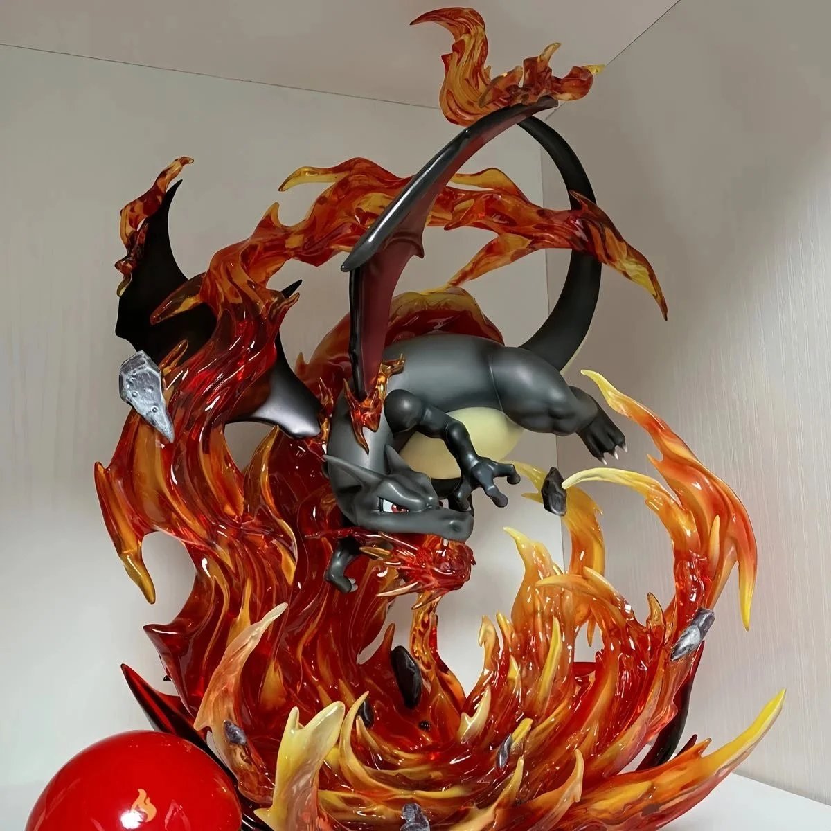 Pokémon Black Charizard 20CM