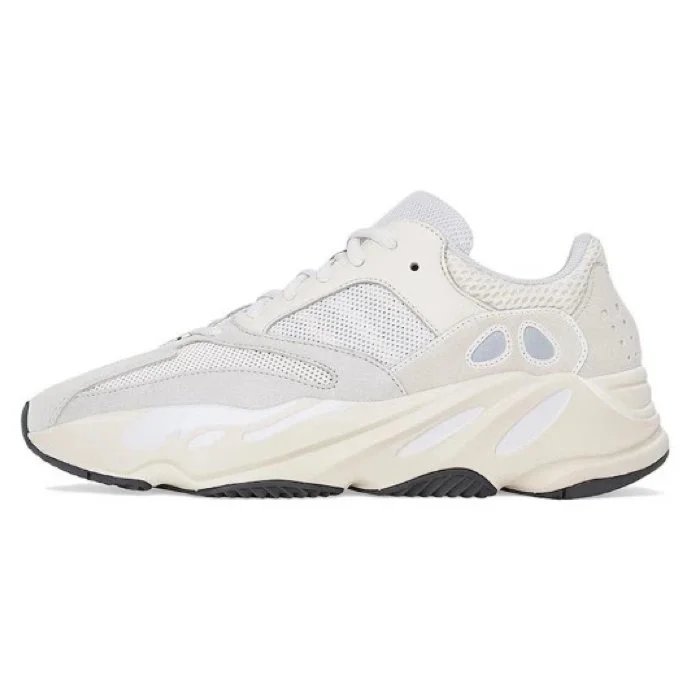 EG7596 [700 Milk White]