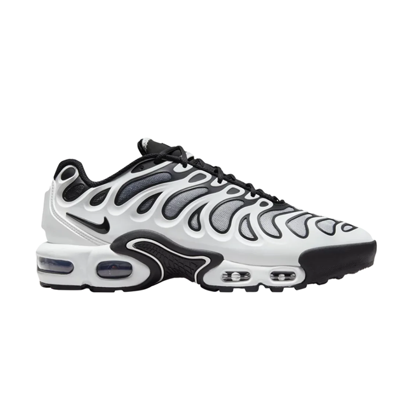 Plus Drift Goes “Yin Yang” With Black And White