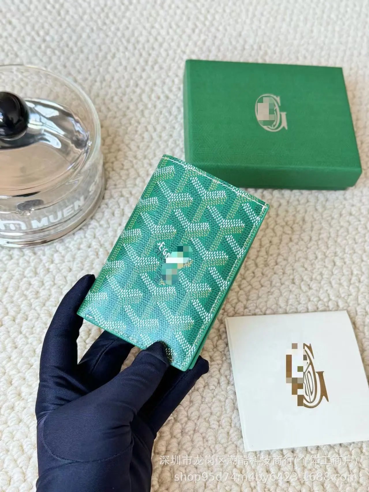 Dogtooth Short Wallet photo 3