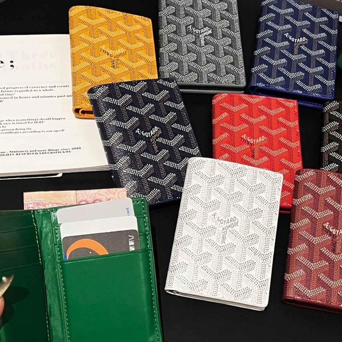 狗牙短款钱包男女通用证件包二折印花卡包多卡位时尚钱夹