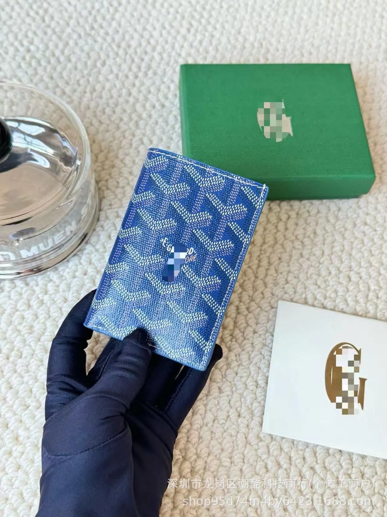 Dogtooth Short Wallet photo 7