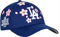 thumbnail for Takashi Murakami Sakura baseball cap is topped and wears a P trend flat-brimmed hat