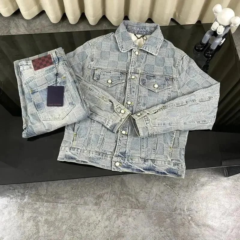 Louis Vuitton Light 