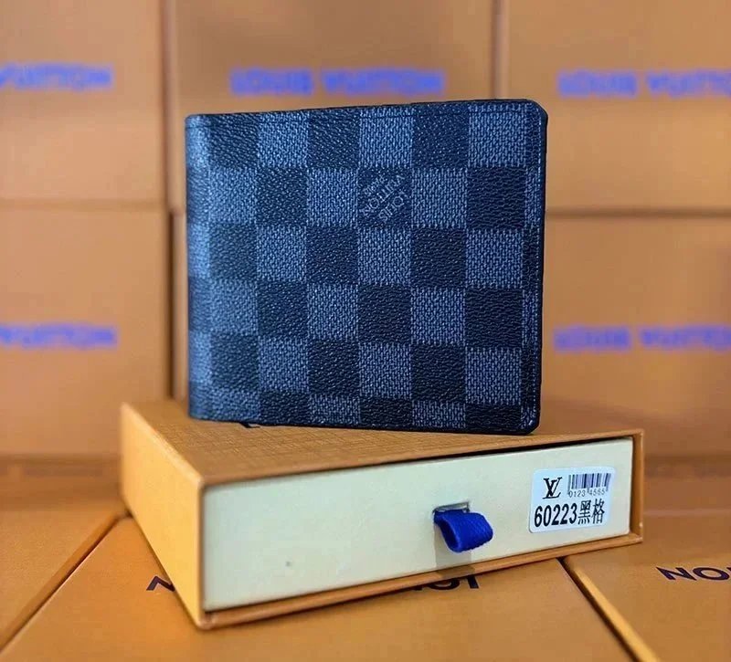 Louis Vuitton Damier
