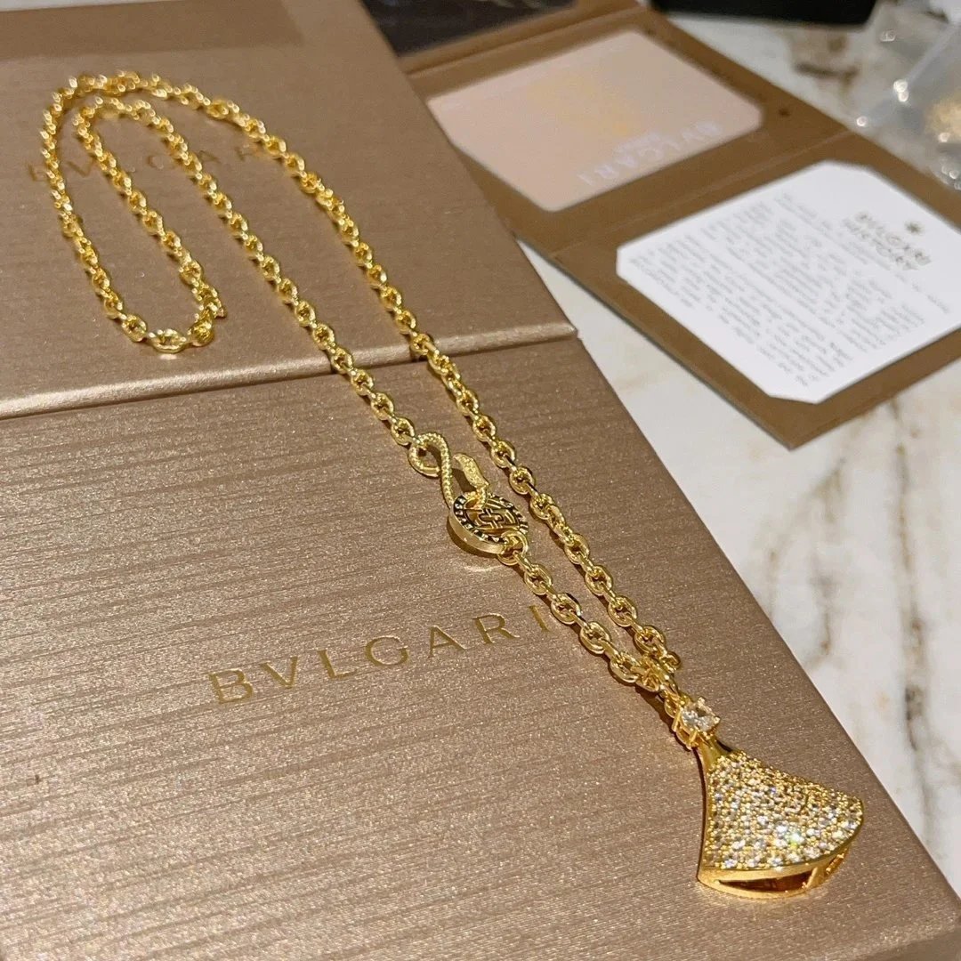 Bvlgari Divas' Dream Gold Pave Diamond Fan Pendant Necklace