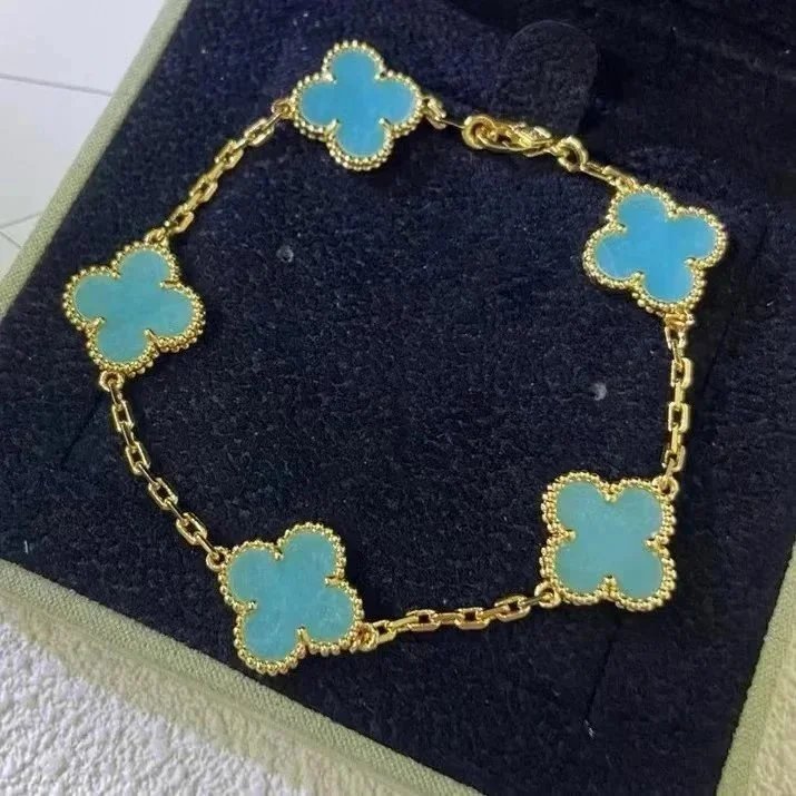 Van Cleef & Arpels T