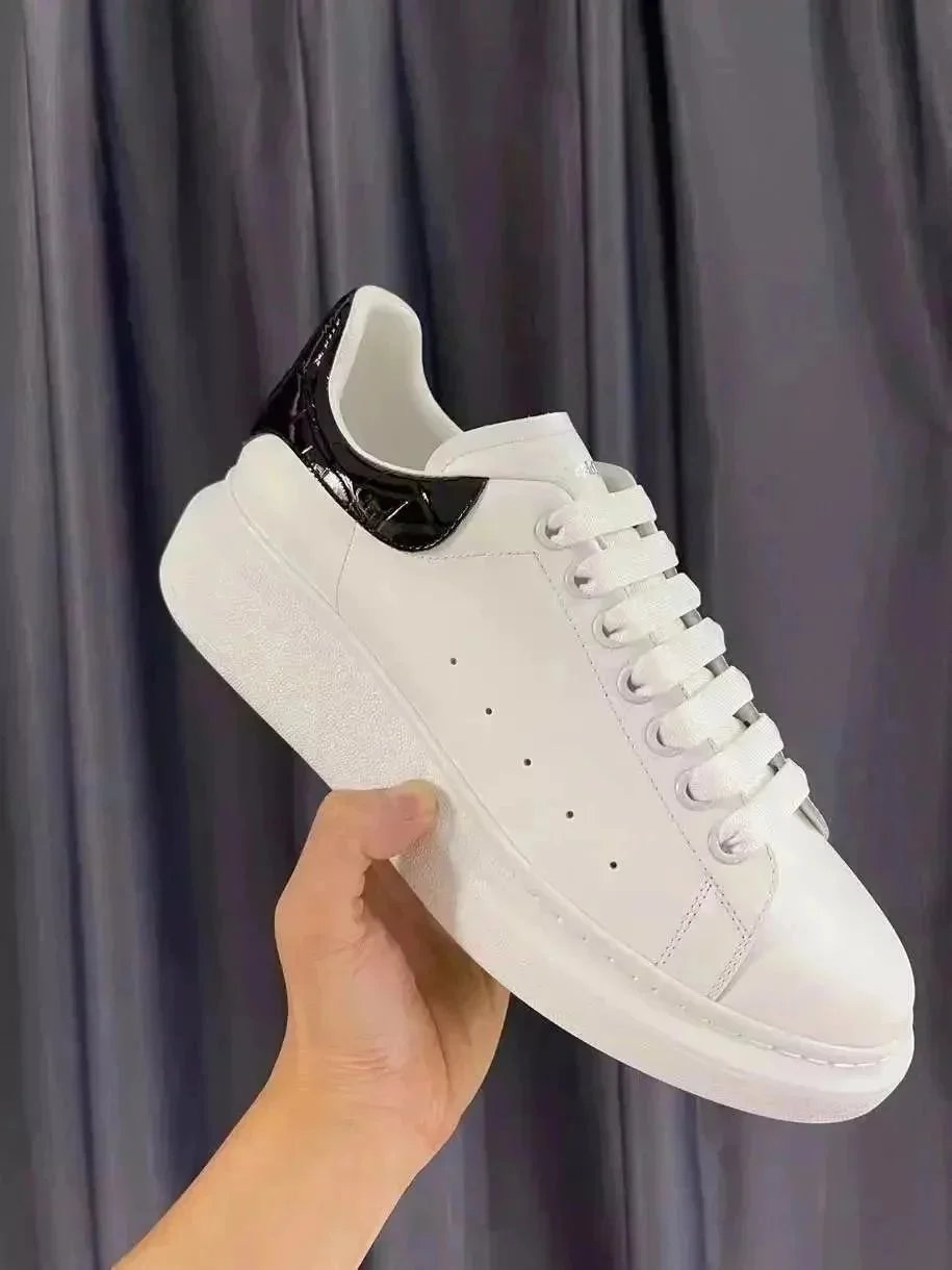 Alexander McQueen Wh