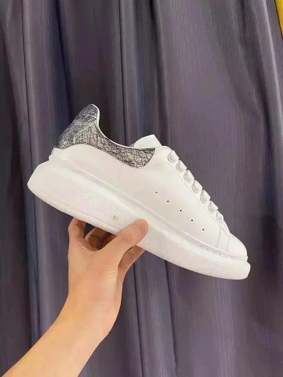 Alexander McQueen Wh
