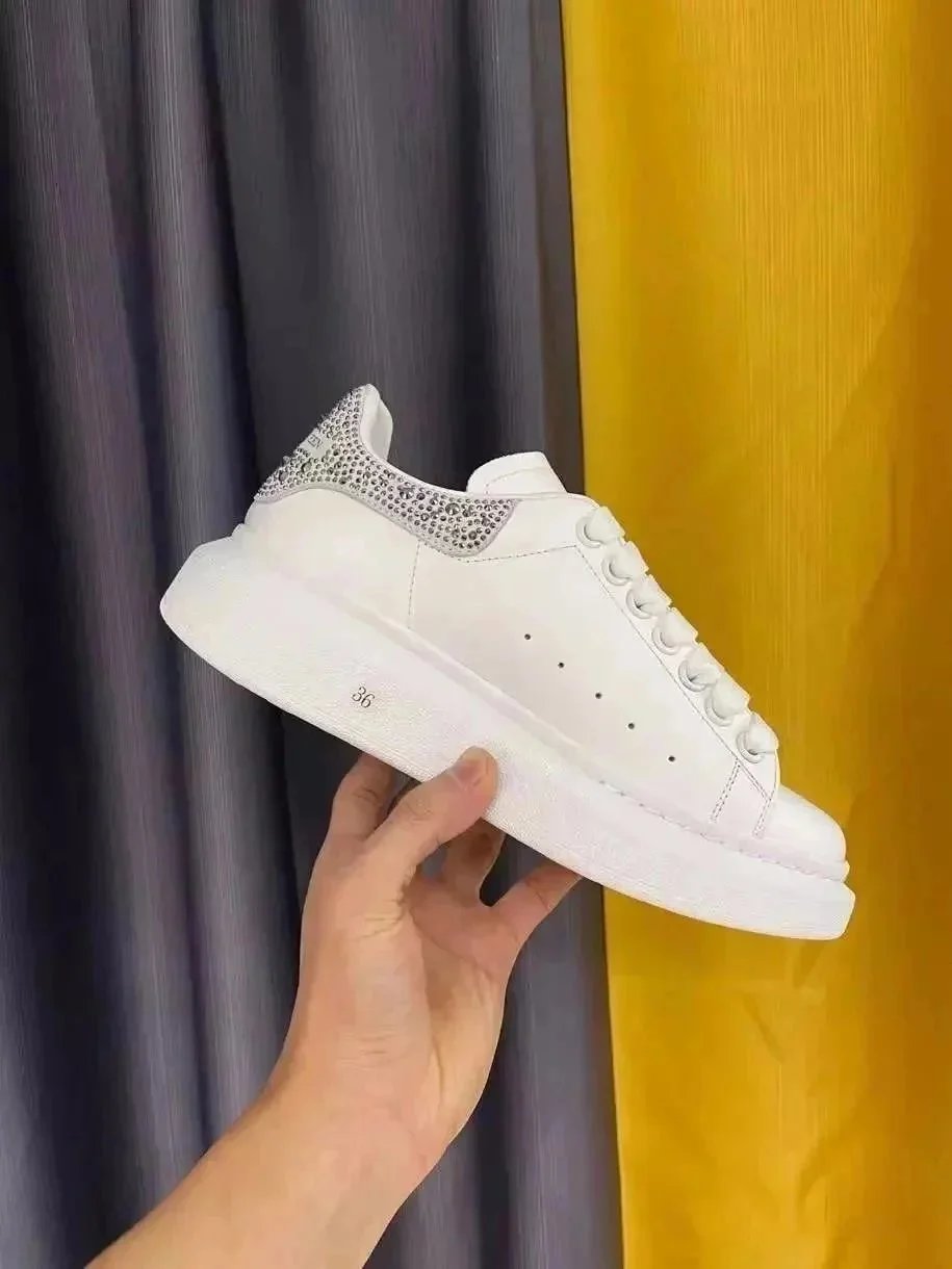 Alexander McQueen Wh